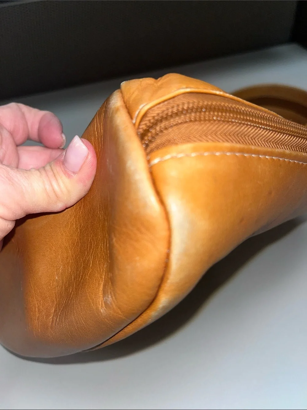 Classic Tan Leather Backpack / Converts Shoulder Bag